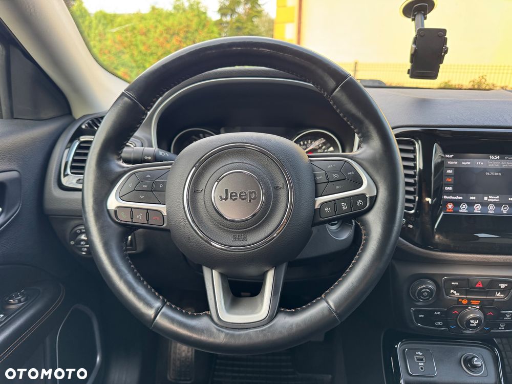 Jeep Compass 1.4 MultiAir Business Line - 23