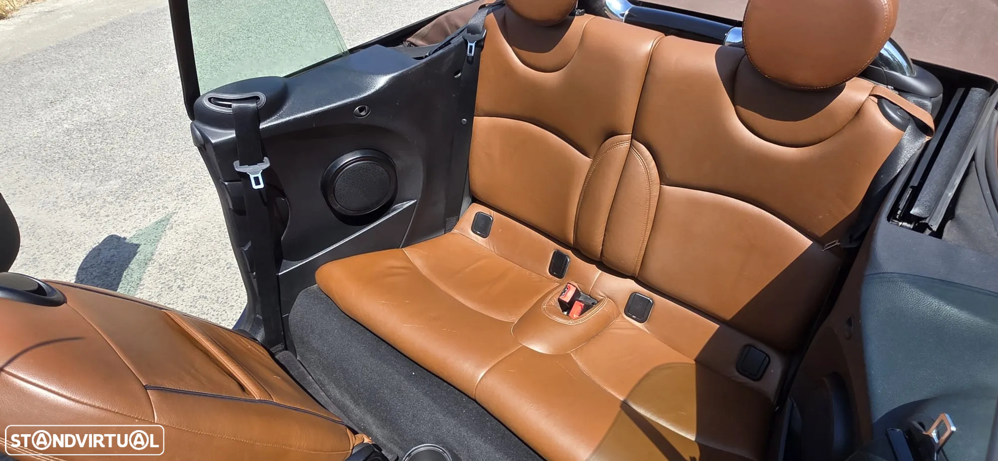 MINI Cabrio Cooper - 12