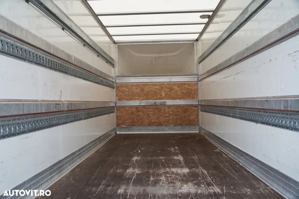 Iveco DAILY 35-140 / CONTAINER / AUTOMAT HI-MATIC / TWIN / 2020 / IMPORTAT - 21