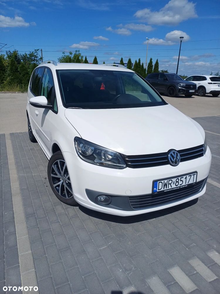 Volkswagen Touran 1.6 TDI DPF BlueMotion Technology DSG Comfortline - 3