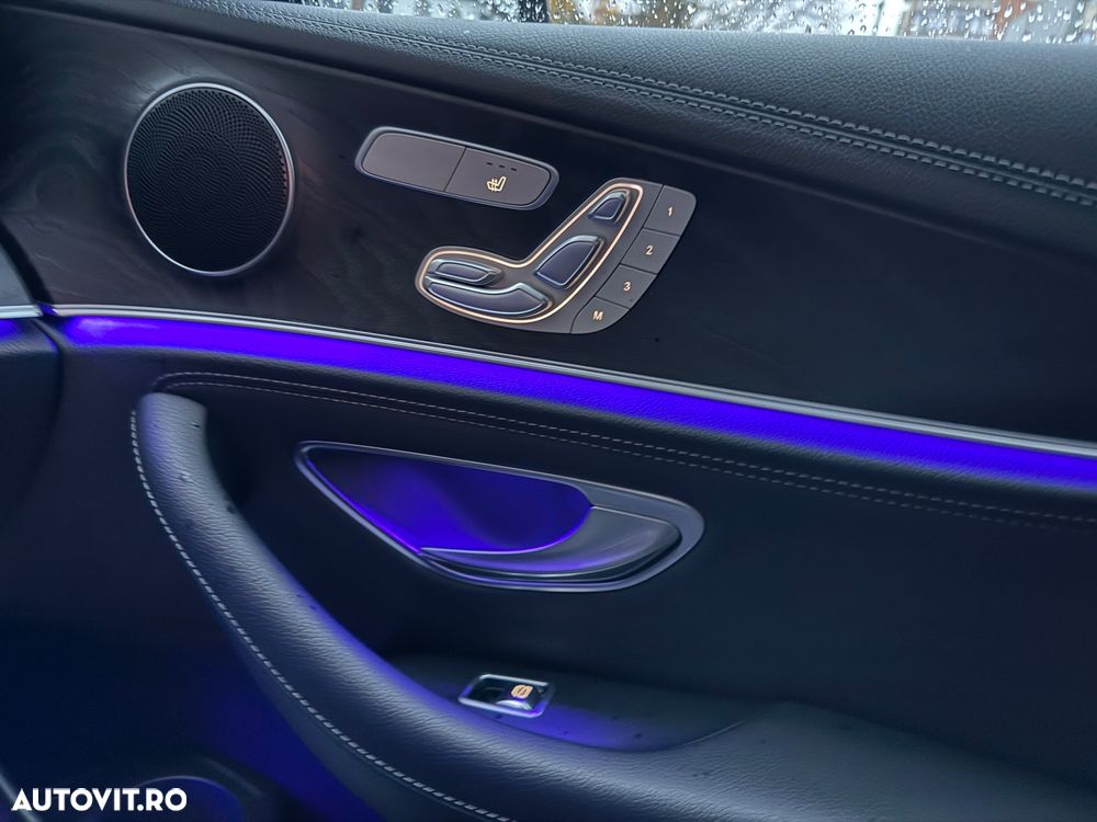 Mercedes-Benz E 220 d T 9G-TRONIC AMG Line - 11