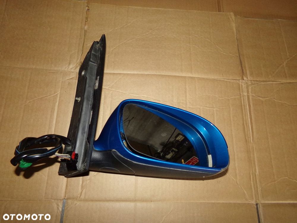 LUSTERKO PRAWE 6 PIN VW TOURAN EUROPA - 3