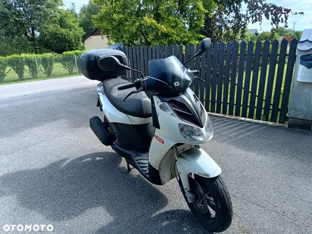 Aprilia Sportcity - 4