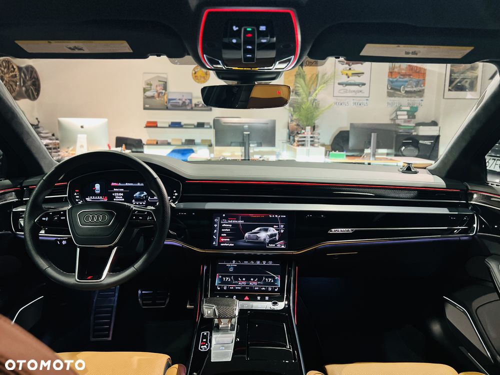 Audi S8 TFSI quattro tiptronic - 26