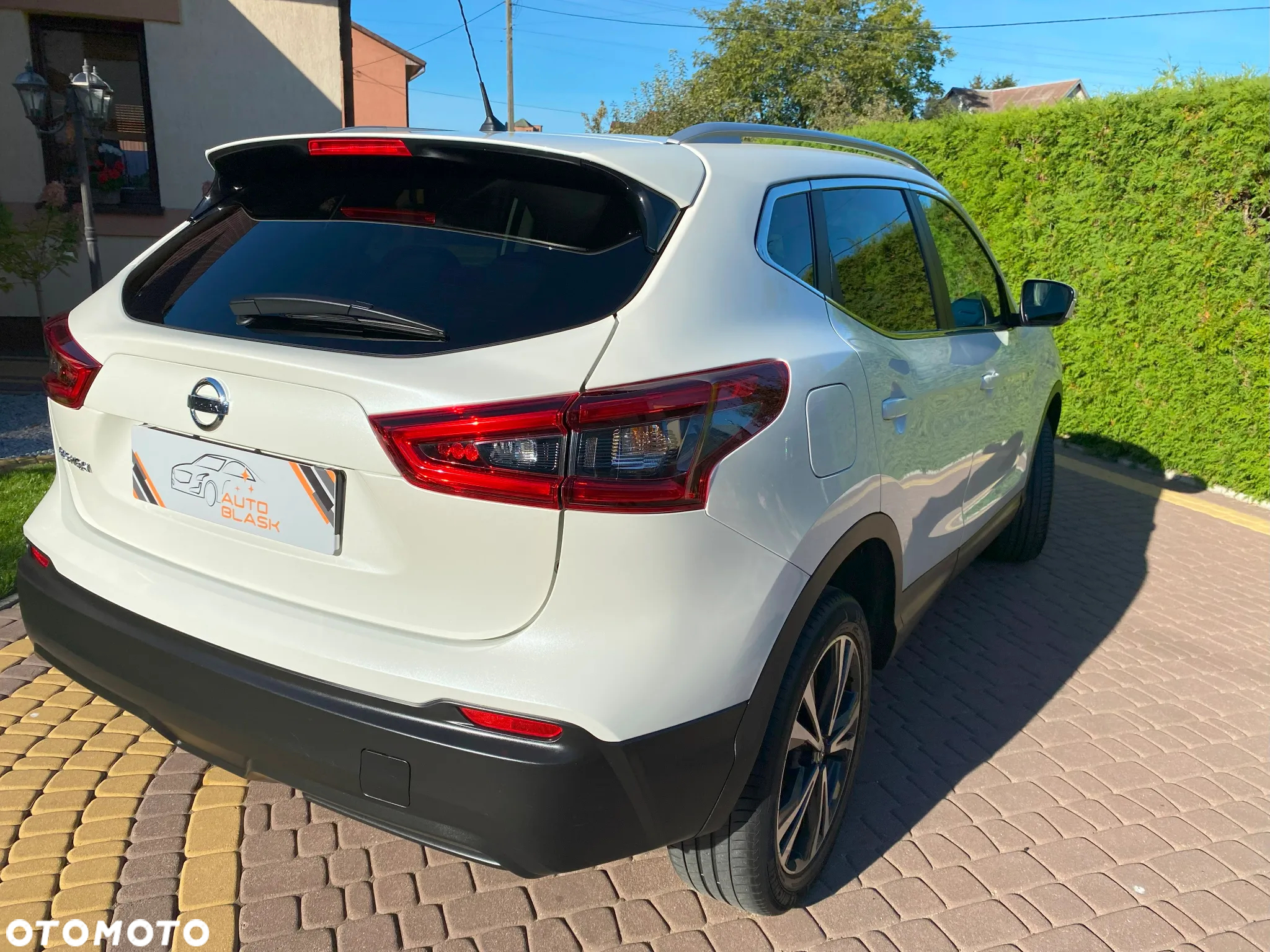 Nissan Qashqai 1.3 DIG-T N-Connecta - 11