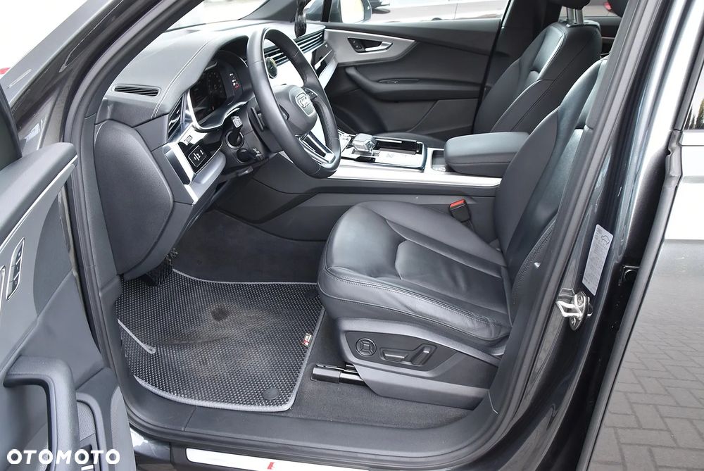 Audi Q7 50 TDI quattro tiptronic S line - 32