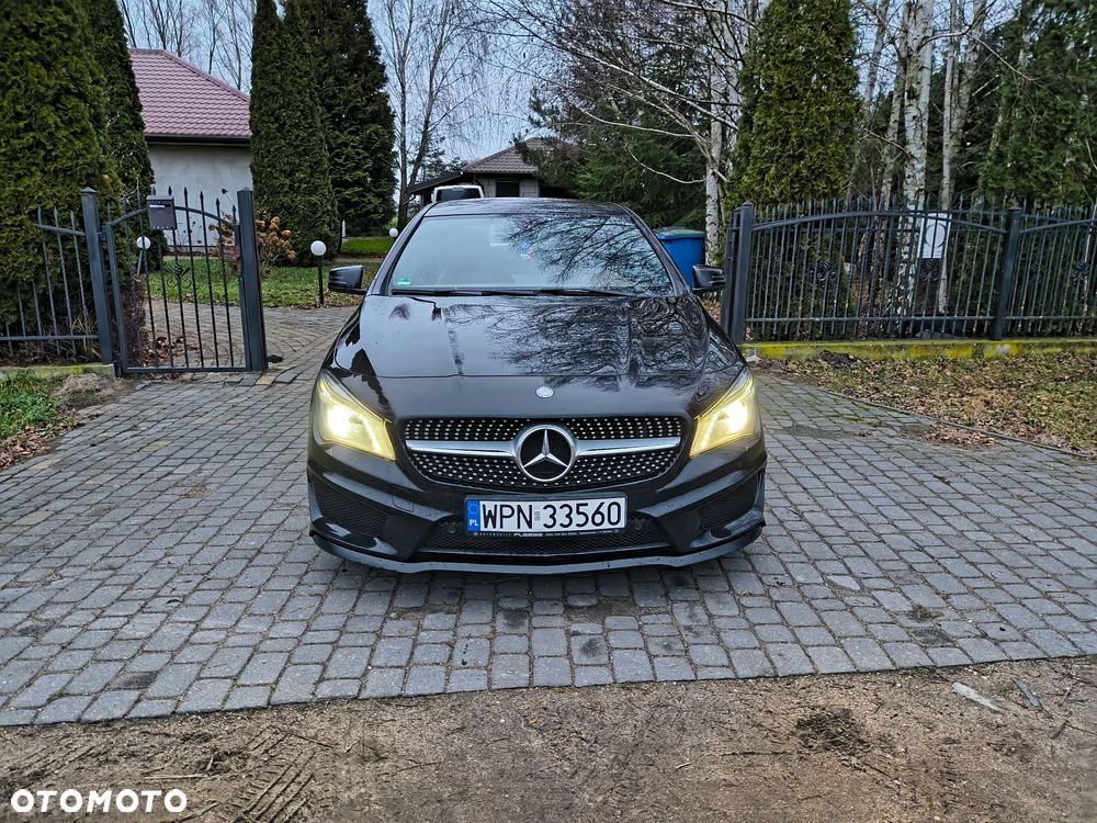 Mercedes-Benz CLA 180 UrbanStyle Edition - 2