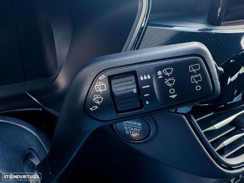 Ford Kuga 1.5 EcoBoost ST-Line - 12