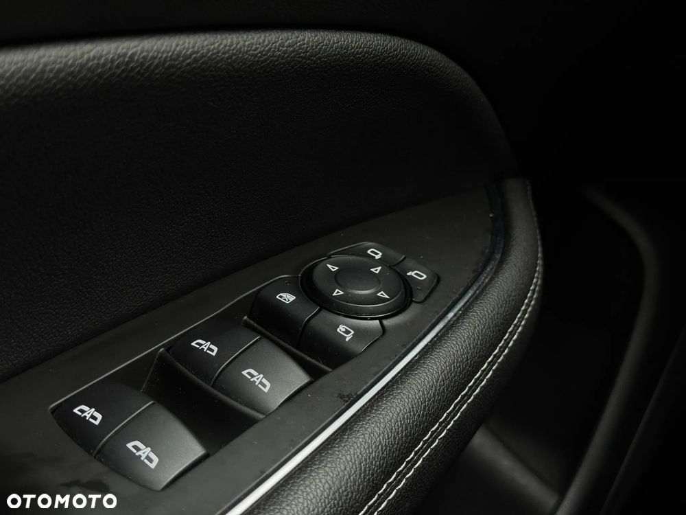 Opel Insignia 2.0 CDTI Elegance S&S - 17