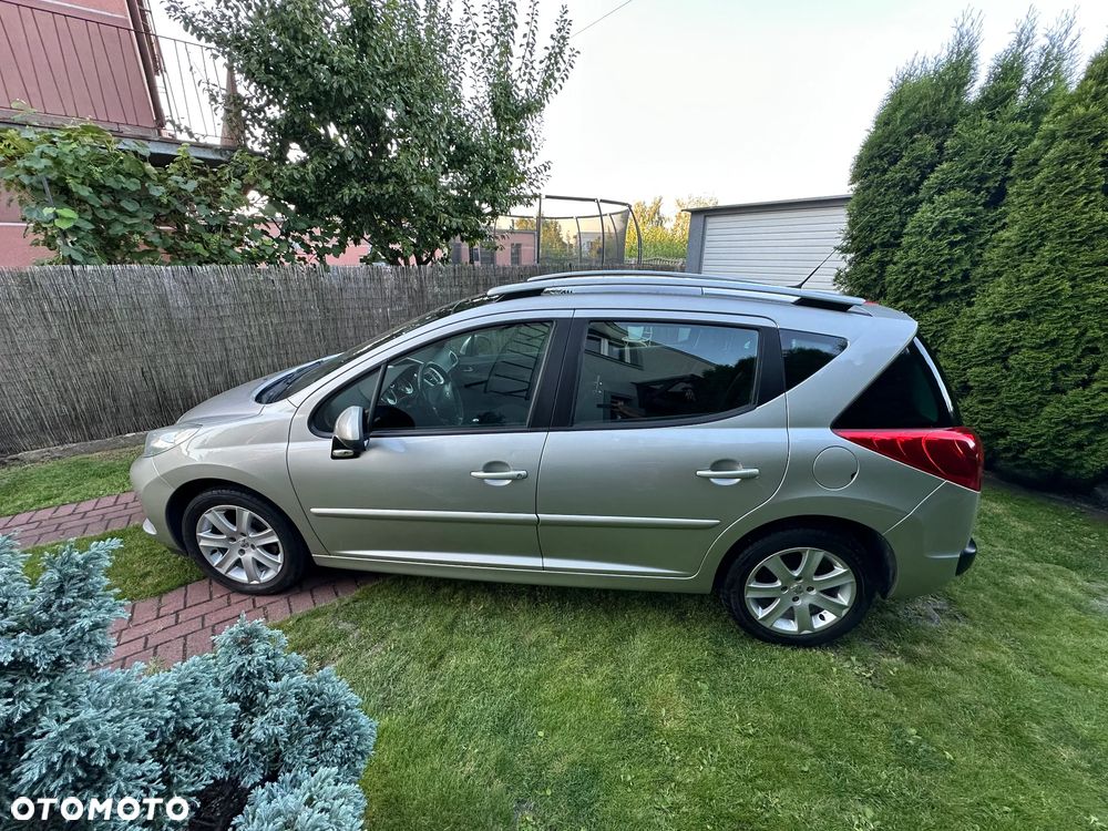 Peugeot 207 1.6 VTi Premium - 1
