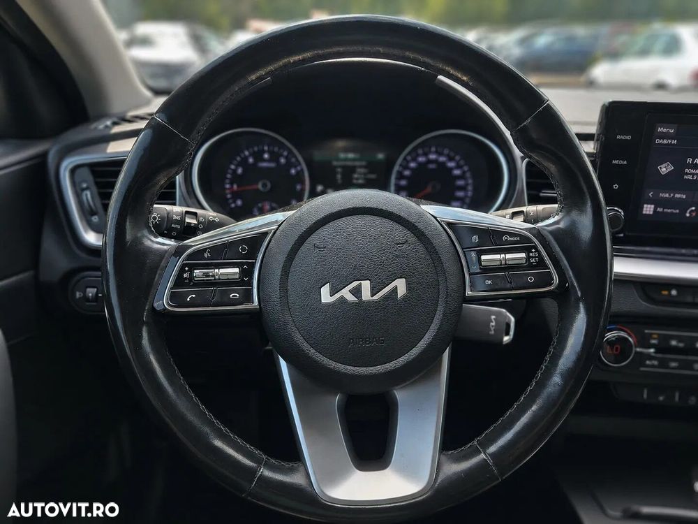 Kia XCeed 1.5 T-GDI 7DCT Style - 17