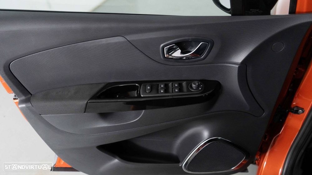 Renault Captur 0.9 TCE Exclusive - 24