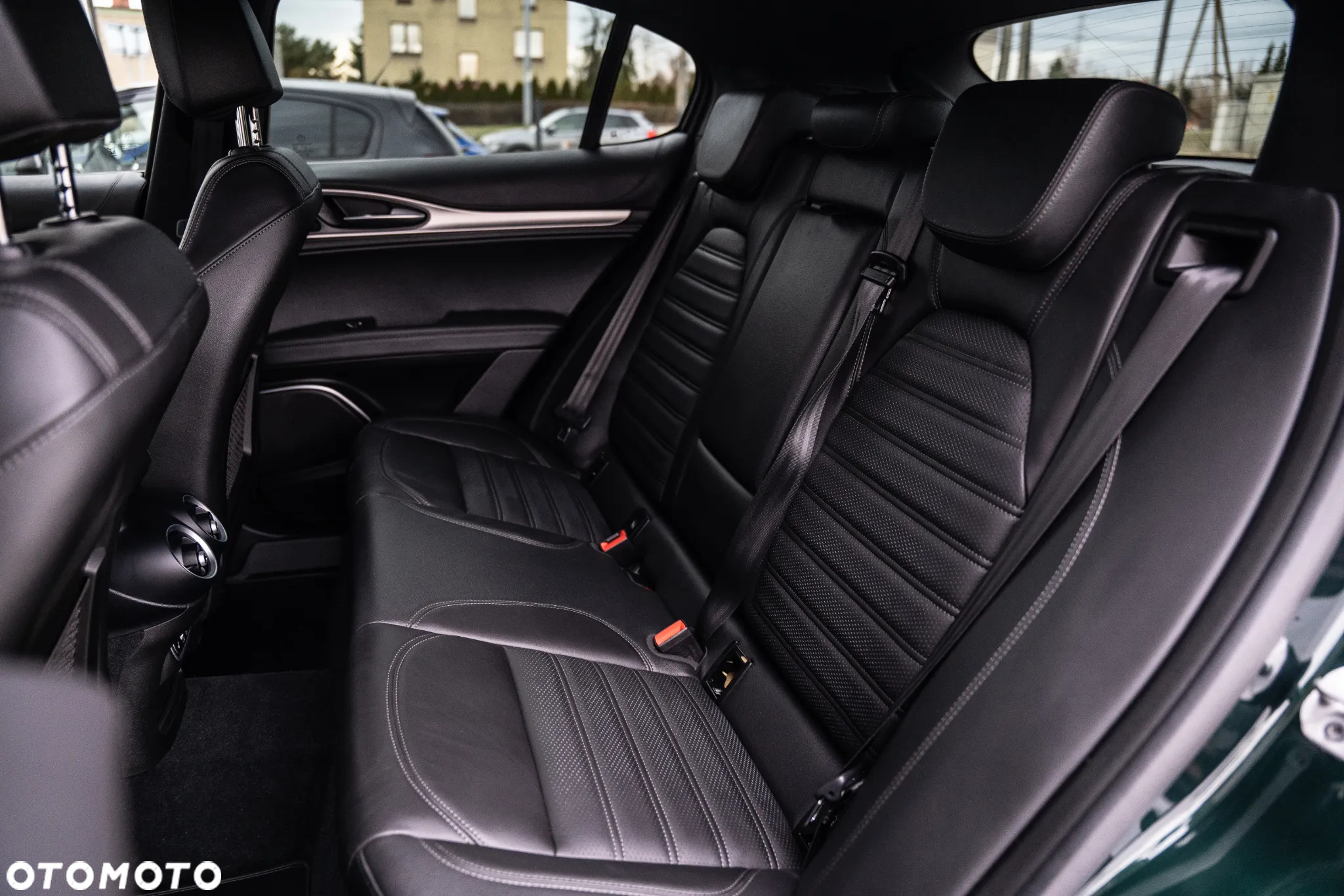 Alfa Romeo Stelvio 2.0 Turbo 16V AT8-Q4 Veloce - 30