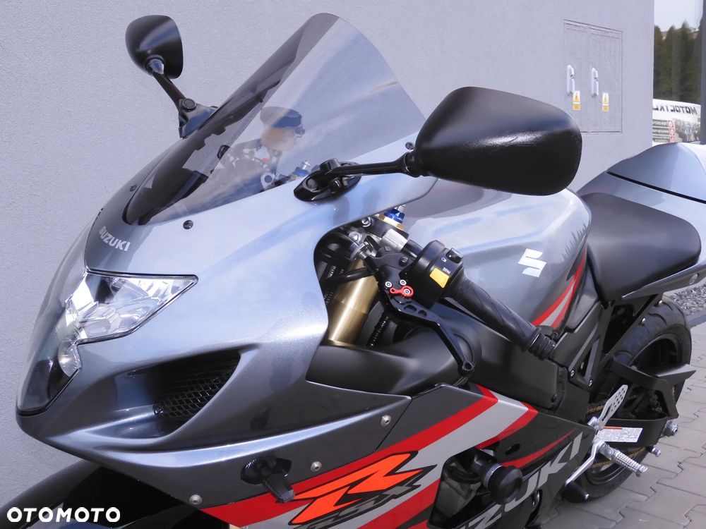 Suzuki GSX-R - 21