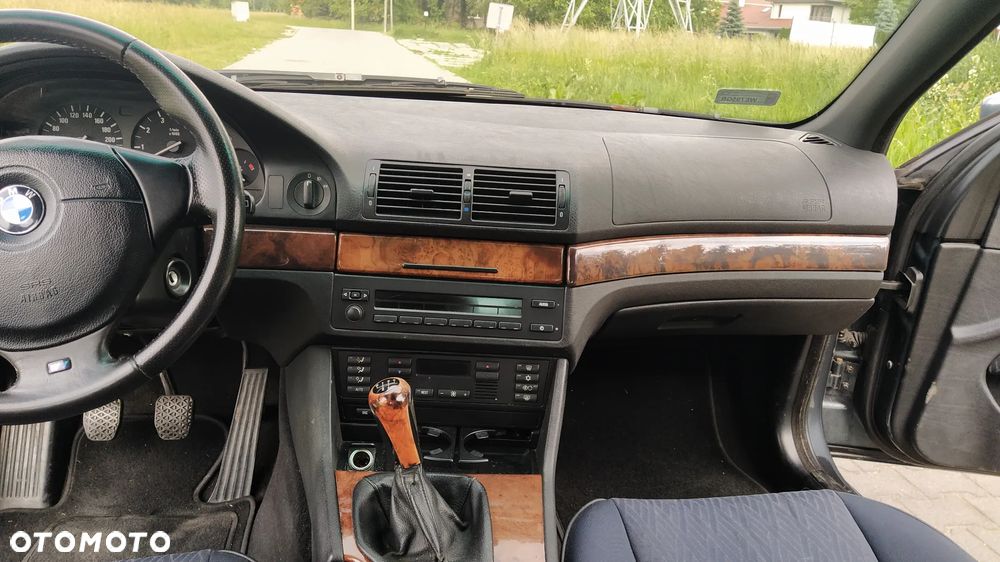 BMW Seria 5 - 11