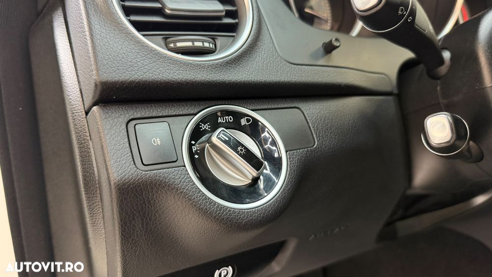 Mercedes-Benz C 220 CDI - 27