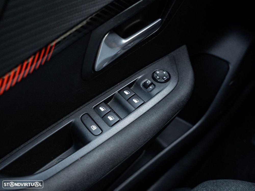 Peugeot 208 1.2 PureTech Active Pack - 35
