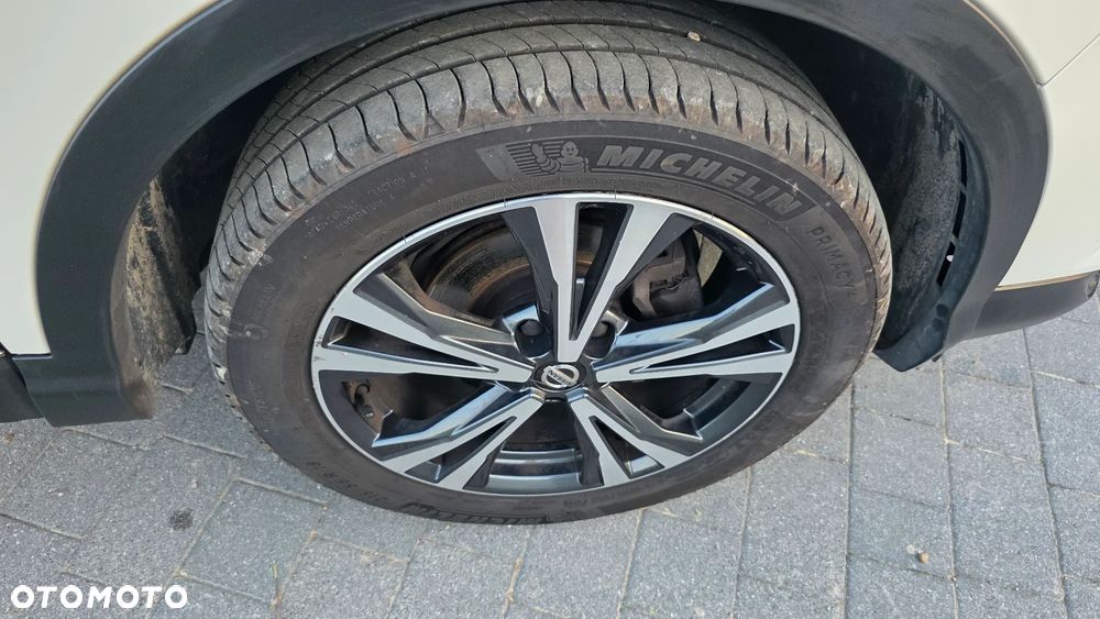 Nissan Qashqai 1.3 DIG-T Tekna EU6d - 25