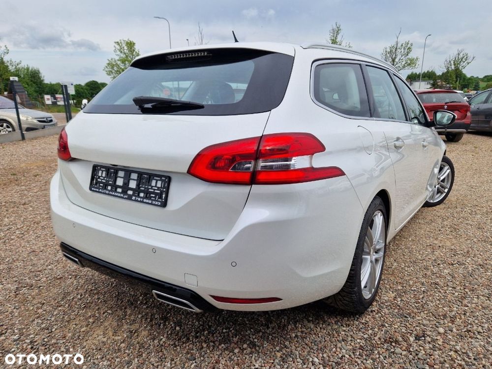Peugeot 308 - 24