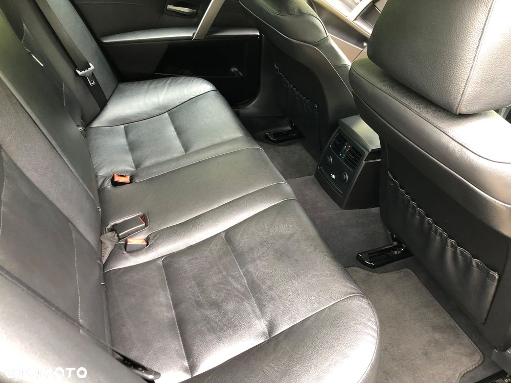 BMW Seria 5 - 28