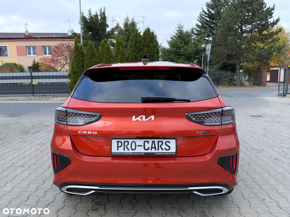 Kia Ceed 1.5 T-GDI MHEV GT-Line - 12