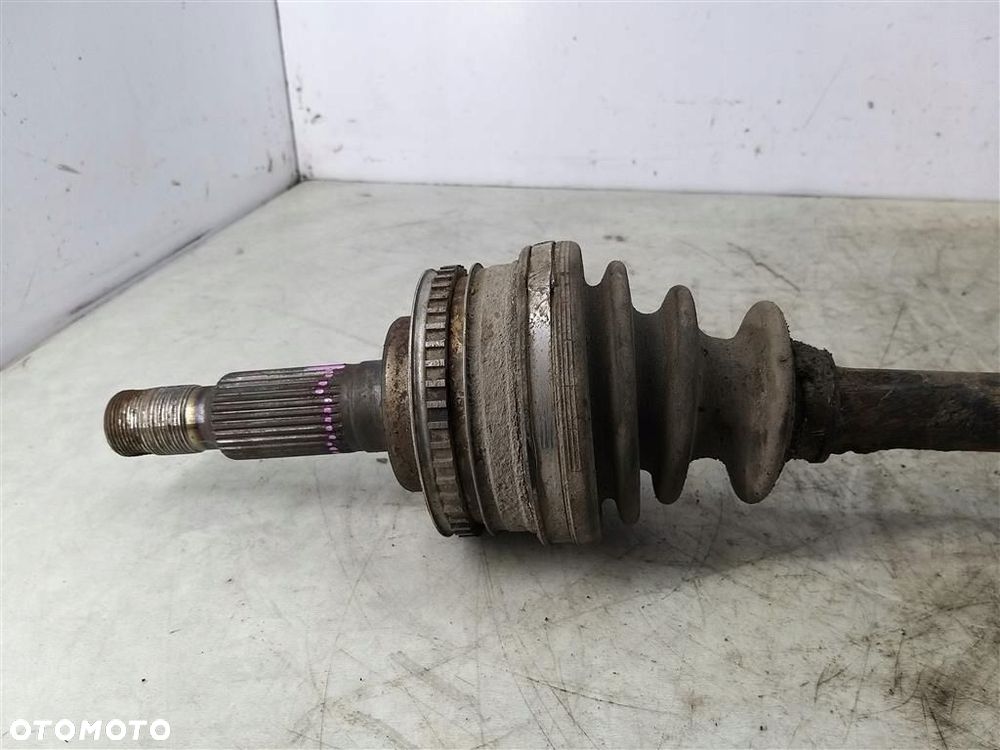 Półoś tylna tył lewa Lexus IS I 2.0B 155KM 1999-2005 ABS - 4