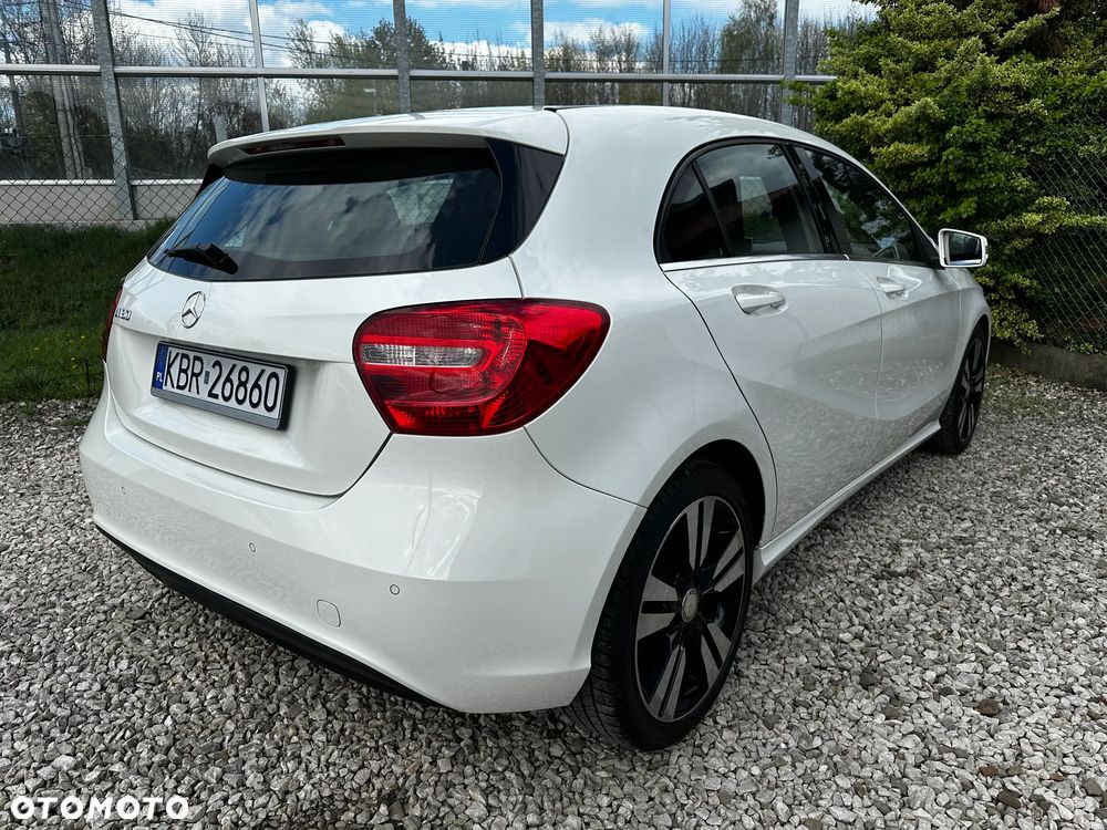Mercedes-Benz Klasa A 180 (BlueEFFICIENCY) Style - 4
