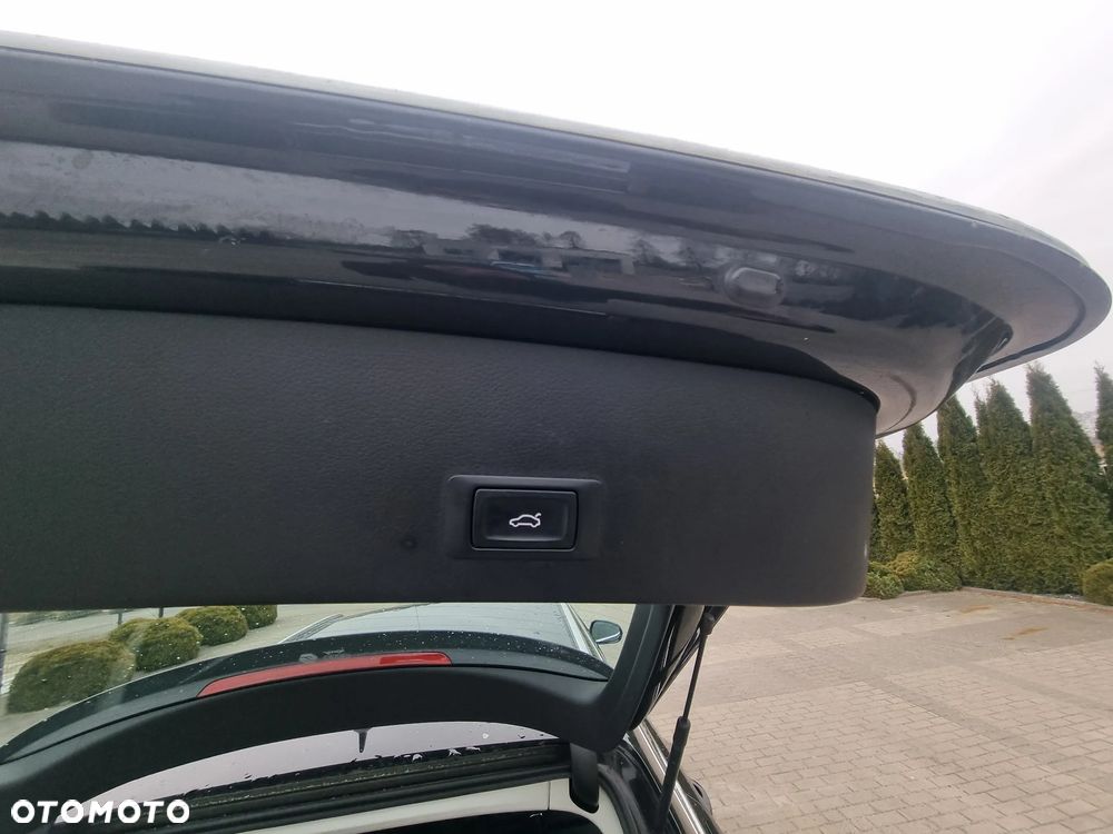 Audi A6 Avant 3.0 TDI quattro S tronic - 13