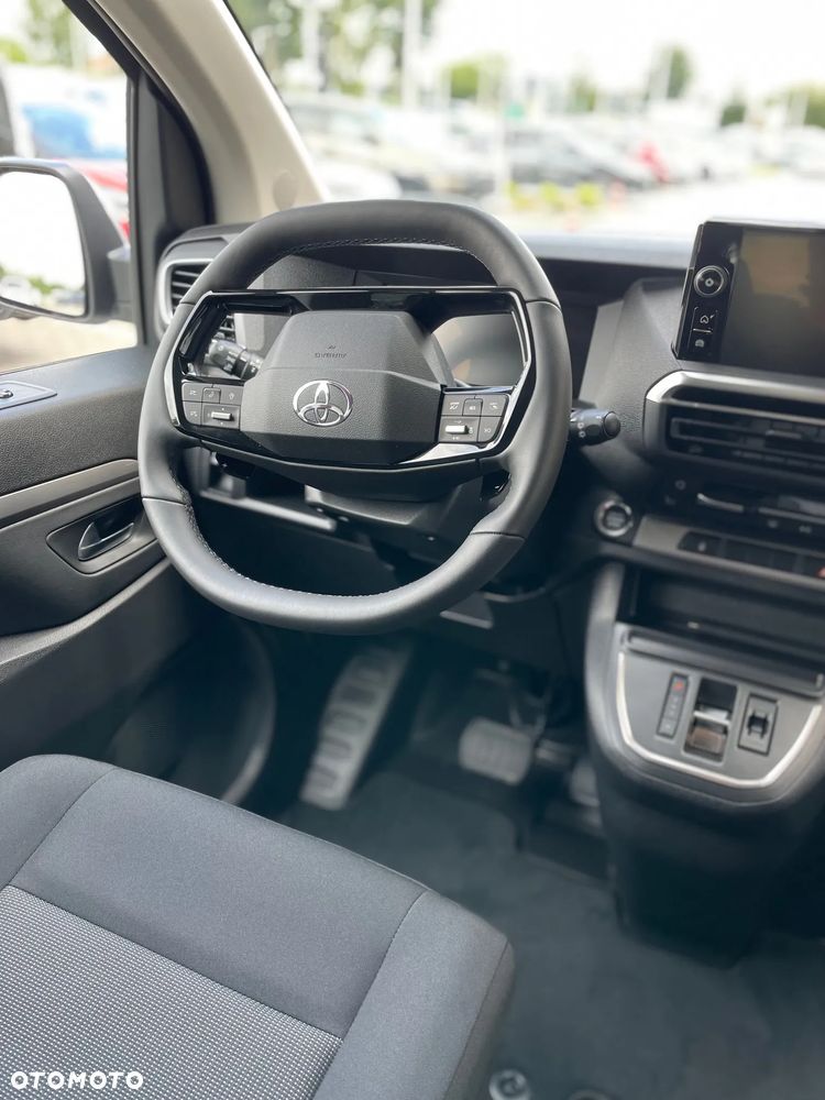 Toyota Proace Verso 2.2 D4-D Long Business - 10