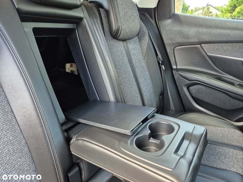Peugeot 3008 BlueHDi 180 Stop & Start EAT8 GT - 14