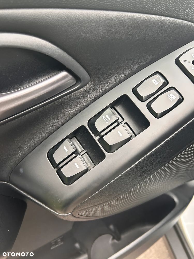 Hyundai ix35 2.0 GDI Style 2WD - 24