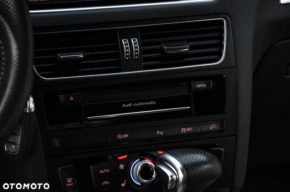 Audi Q5 2.0 TDI Quattro S tronic - 32