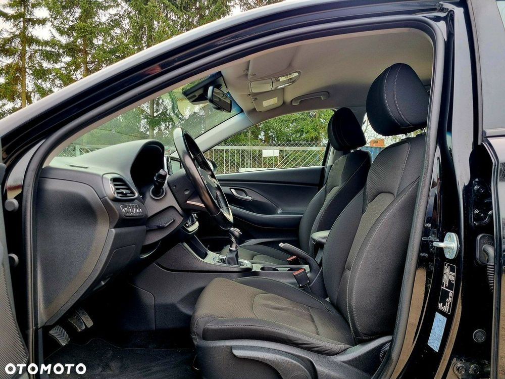 Hyundai i30 1.6 CRDi Premium - 9