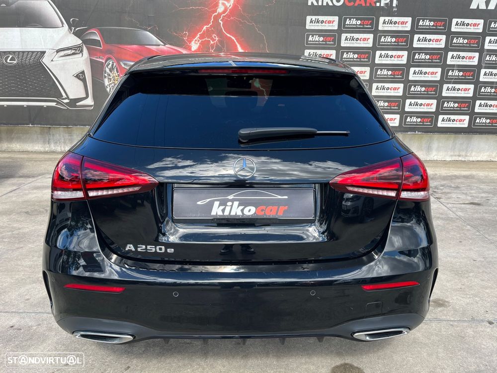 Mercedes-Benz A 250 e AMG Line - 6