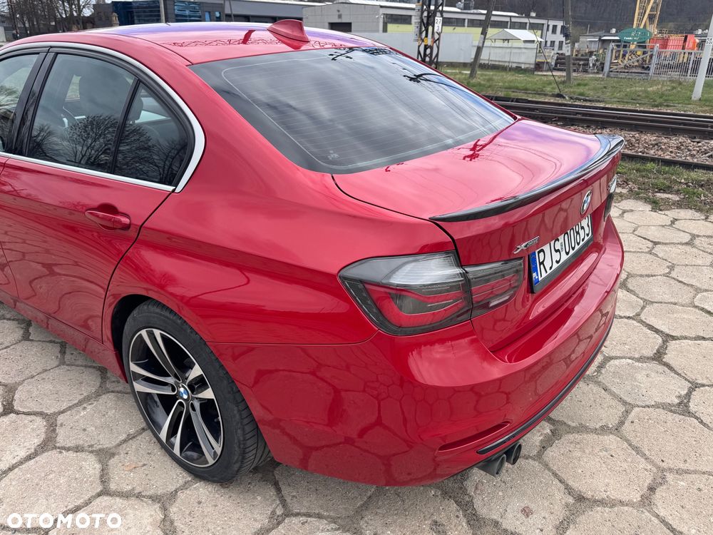 BMW Seria 3 330i xDrive Edition Luxury Line Purity - 5