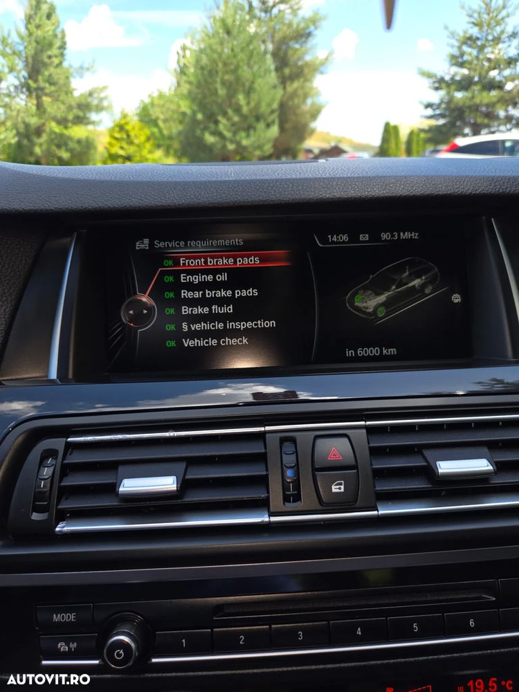 BMW Seria 5 520d Aut. - 32