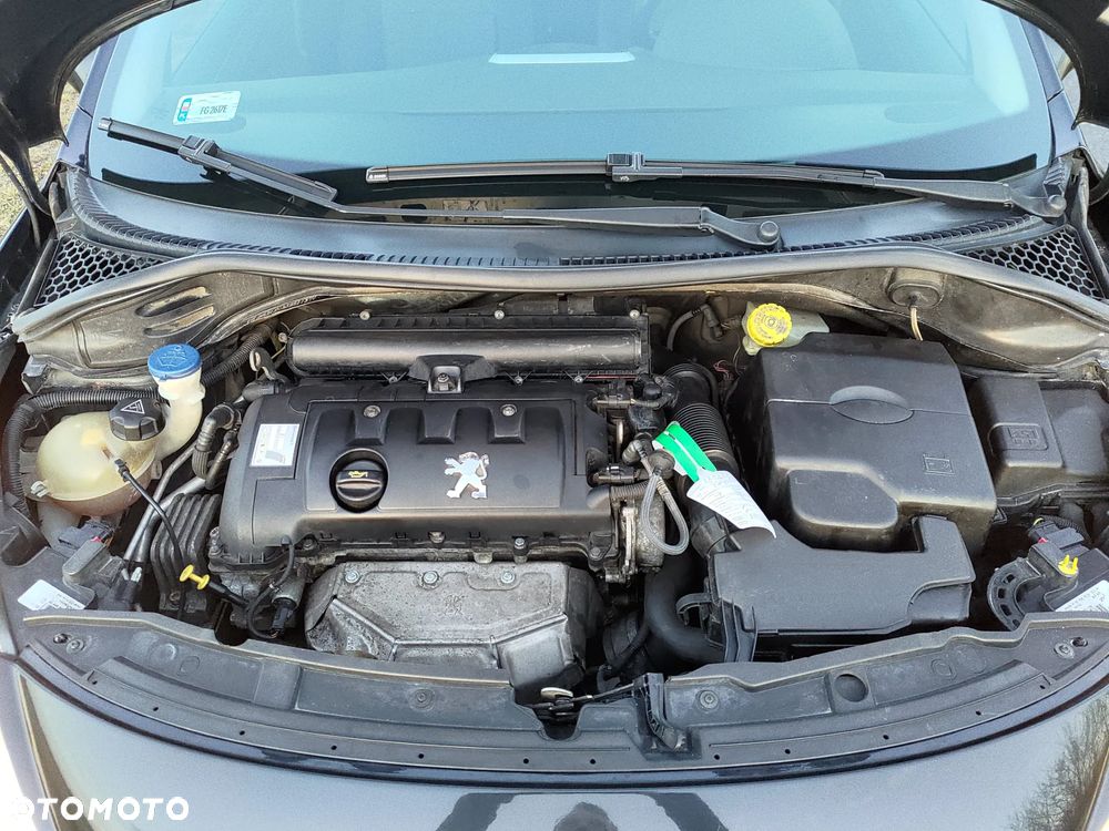 Peugeot 207 120 VTi Sport - 11