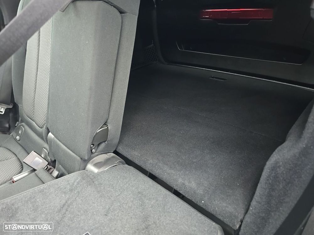 BMW X1 16 d sDrive Advantage Auto - 38