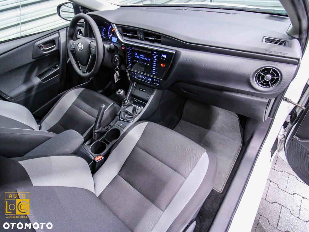 Toyota Auris 1.33 VVT-i Active - 9