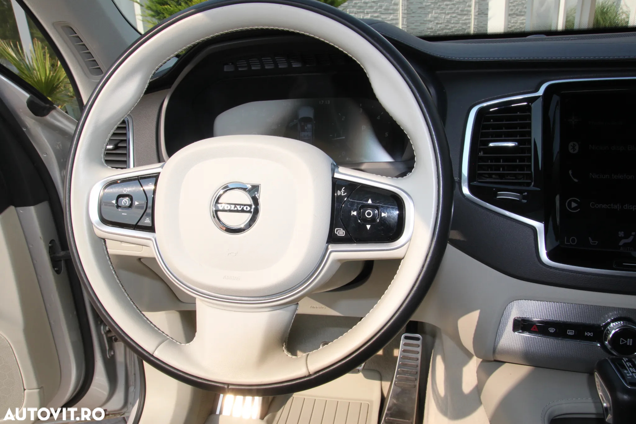 Volvo XC 90 D5 AWD R-Design - 21