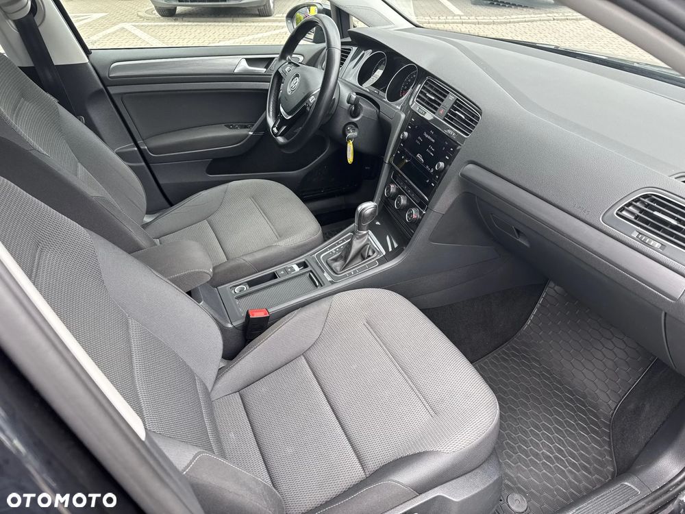 Volkswagen Golf 1.5 TSI BMT Comfortline DSG - 14