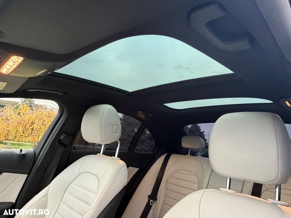 Mercedes-Benz C 400 4Matic T 7G-TRONIC AMG Line - 12