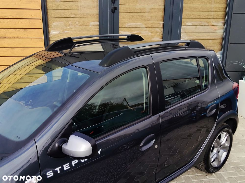 Dacia Sandero Stepway TCe 90 (S&S) Celebration - 3