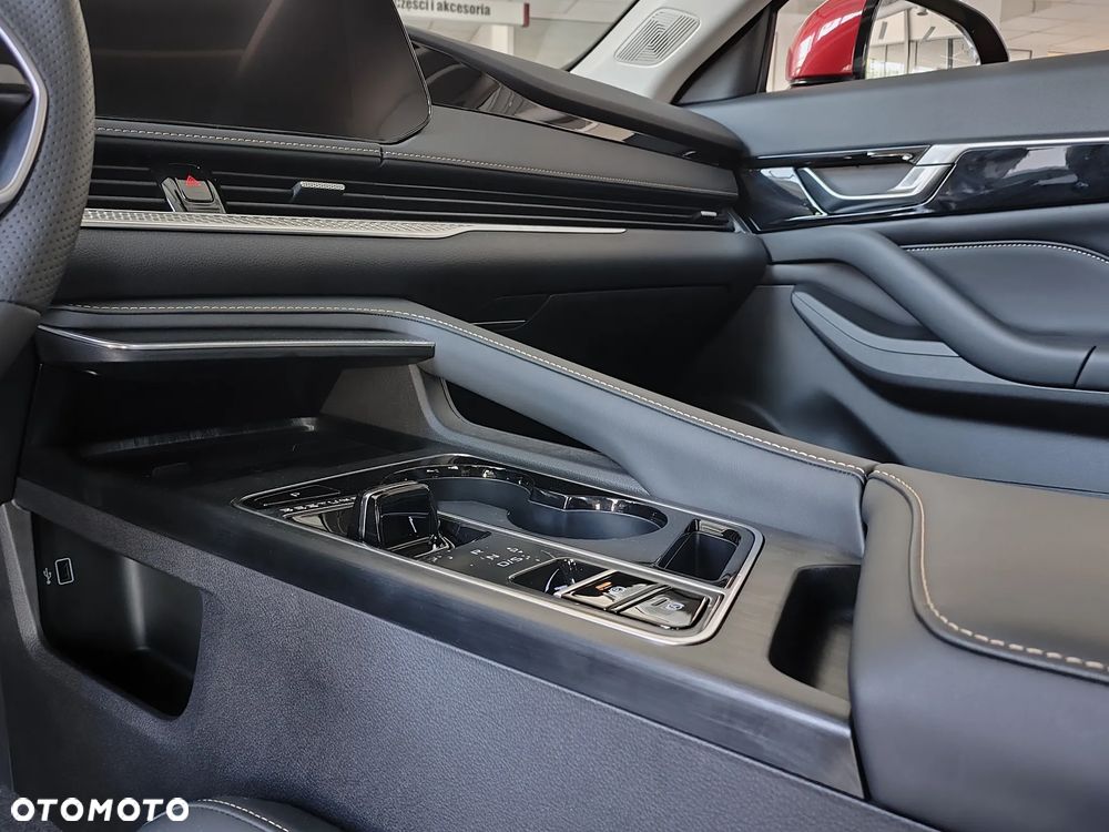 Bestune B70 - 21