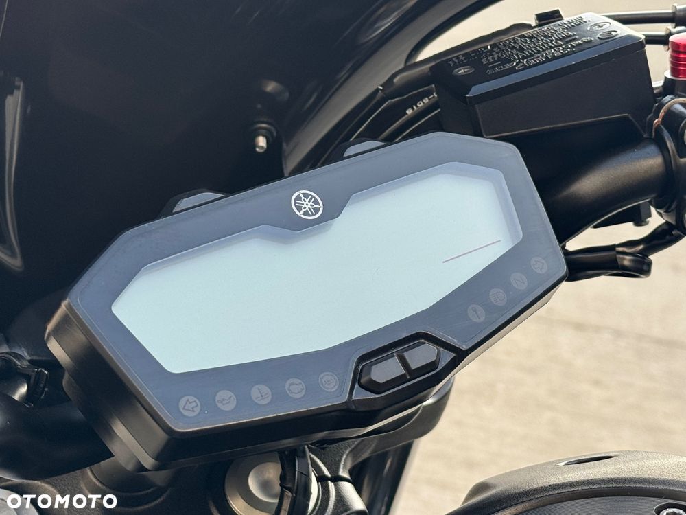 Yamaha MT - 19