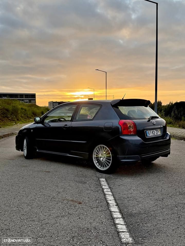 Toyota Corolla 1.8 VVTL-i T Sport - 1