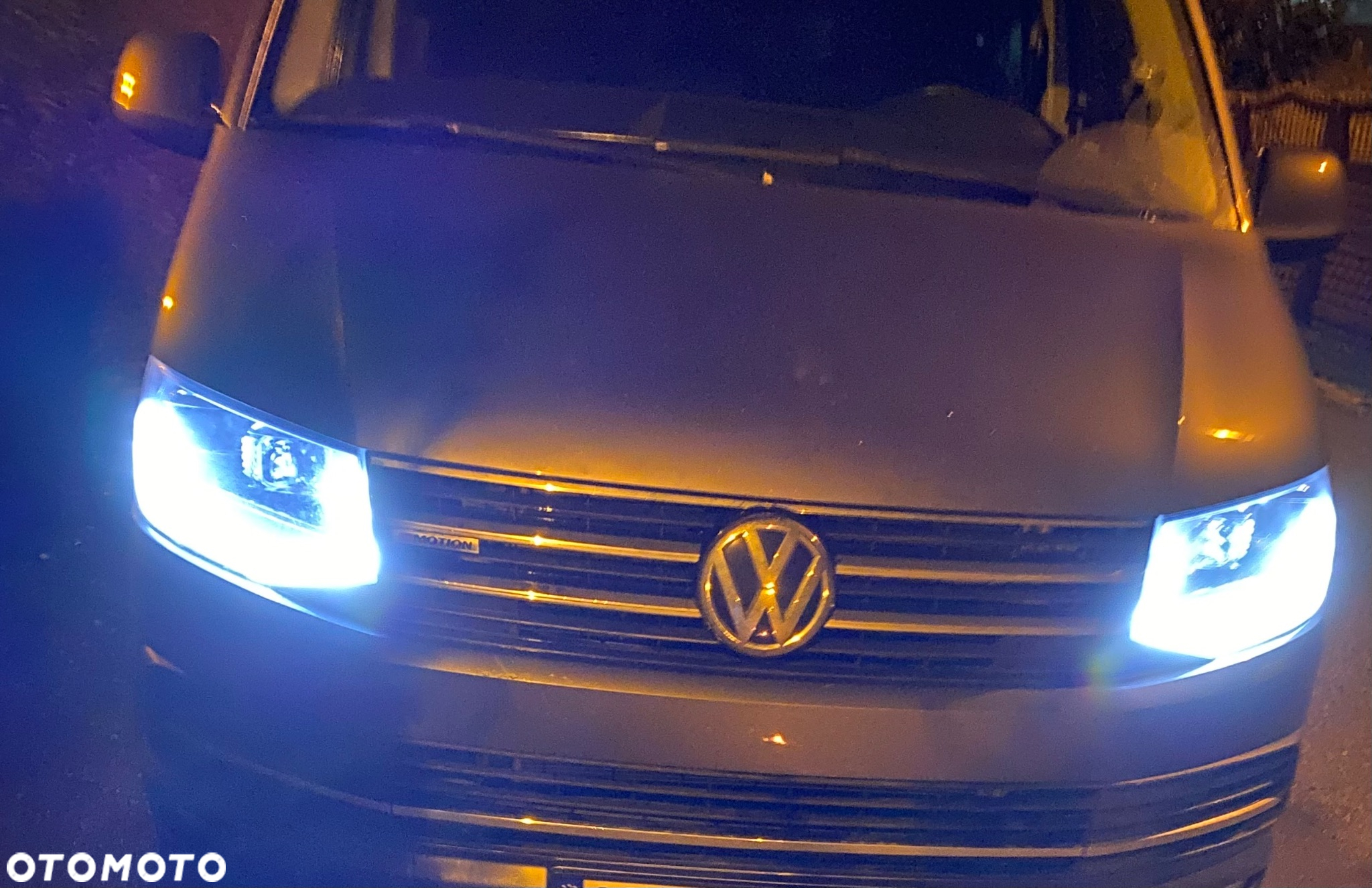 Volkswagen Transporter - 11