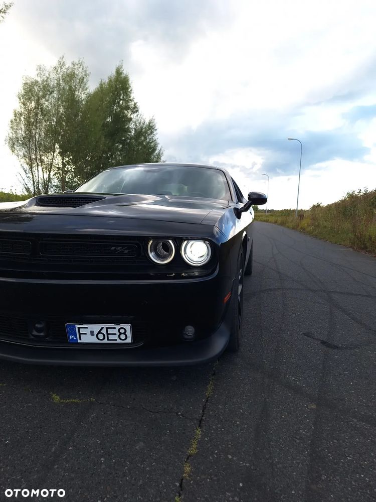 Dodge Challenger 5.7 R/T - 6