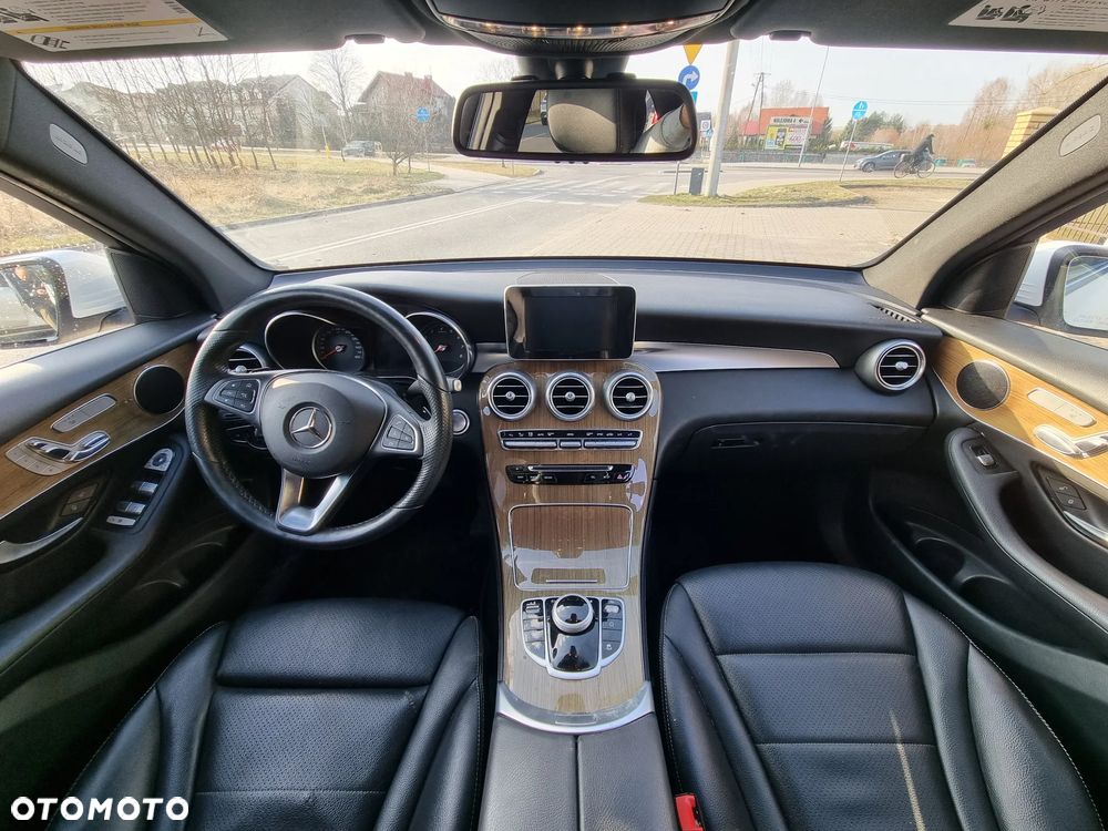 Mercedes-Benz GLC - 19