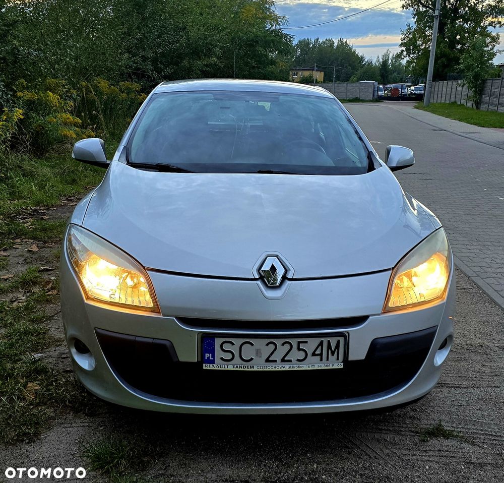 Renault Megane 2010 photo 3